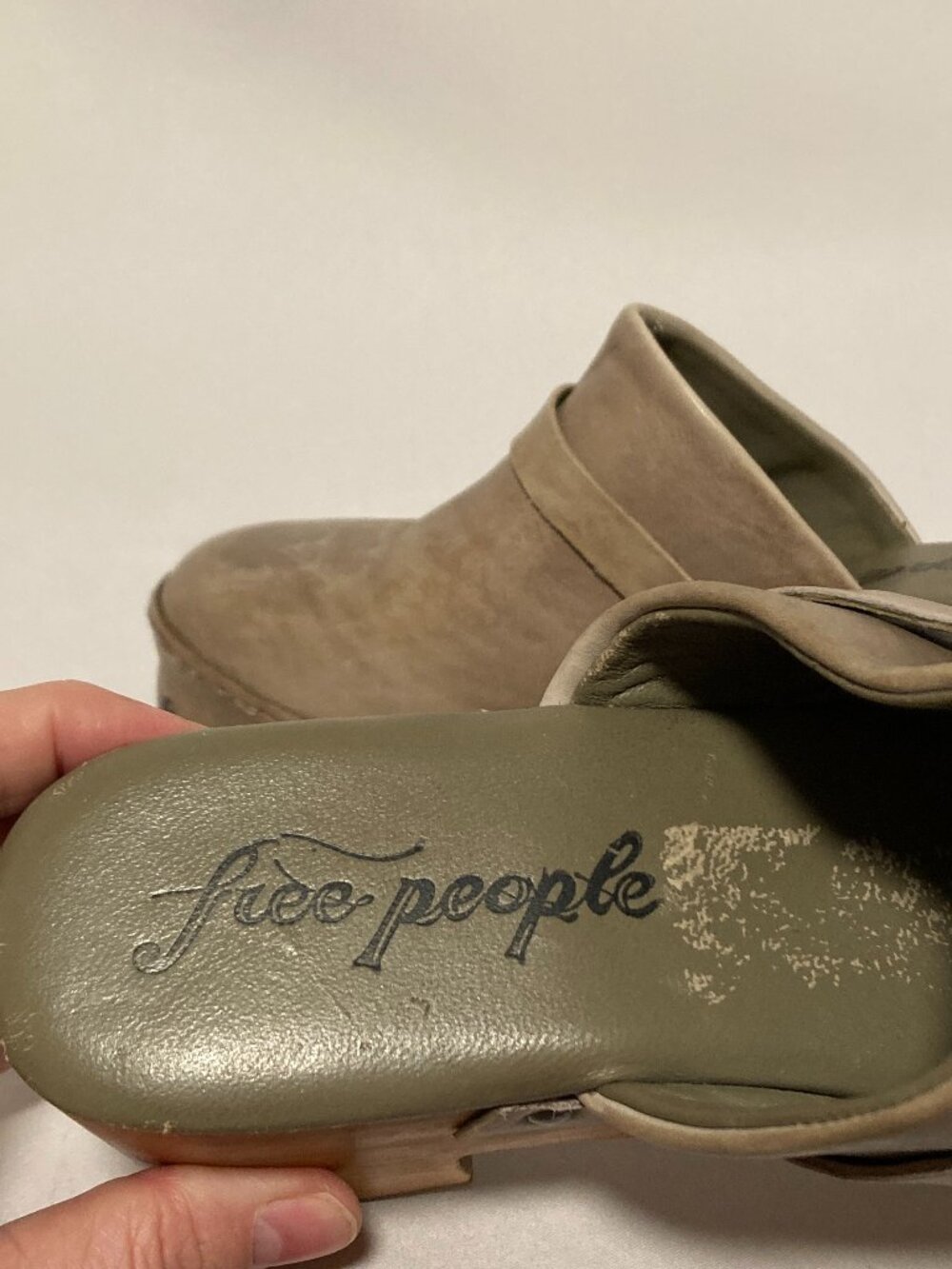 Free People Calabasas Studded Leather Mule Clog Size 38.5 - Picture 6 of 9